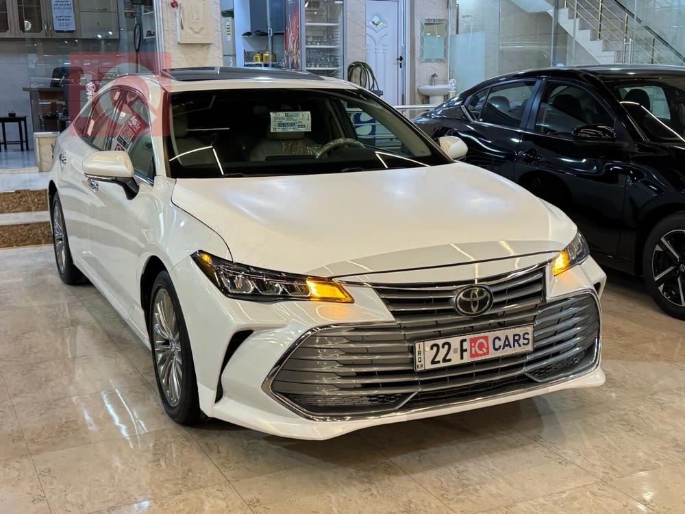 تويوتا أفالون